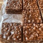 Healthy No-Bake Peanut Butter Chocolate Bars