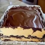 No-Bake Chocolate Éclair Cake Recipe